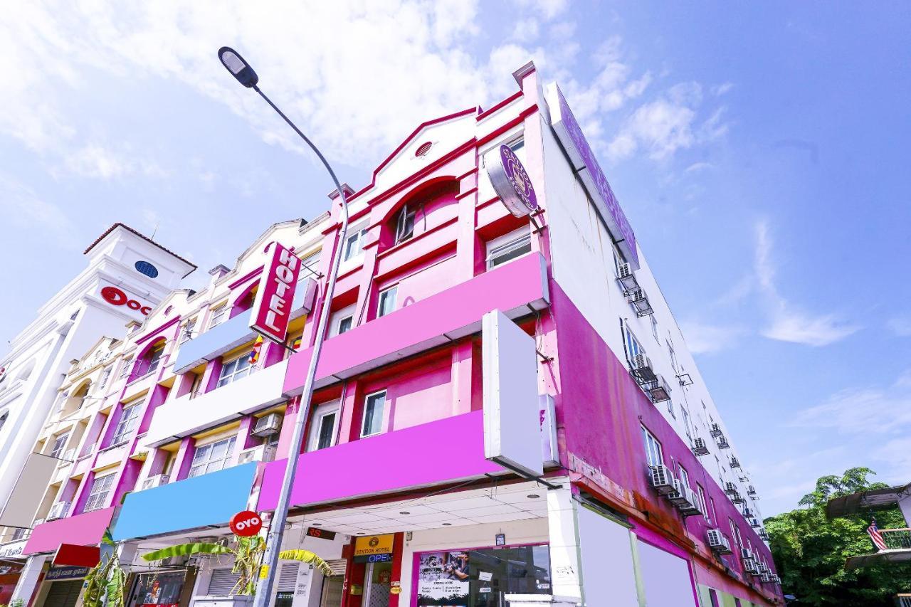 Oyo 90486 New Station Hotel Κλάνγκ Εξωτερικό φωτογραφία