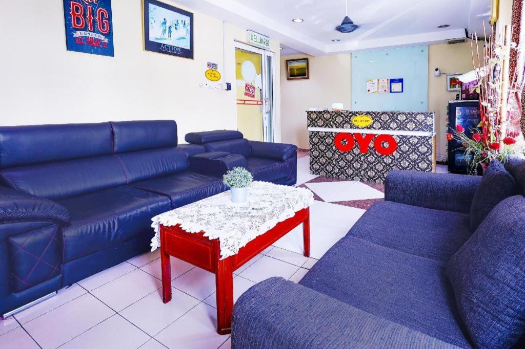 Oyo 90486 New Station Hotel Κλάνγκ Εξωτερικό φωτογραφία