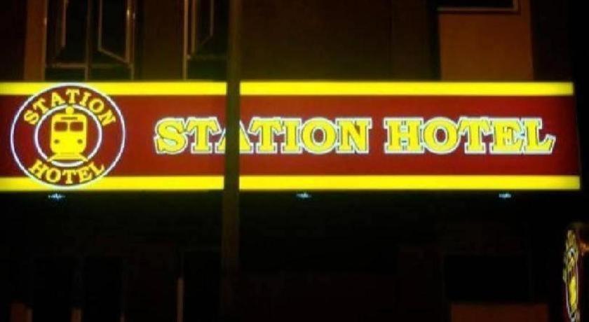 Oyo 90486 New Station Hotel Κλάνγκ Εξωτερικό φωτογραφία