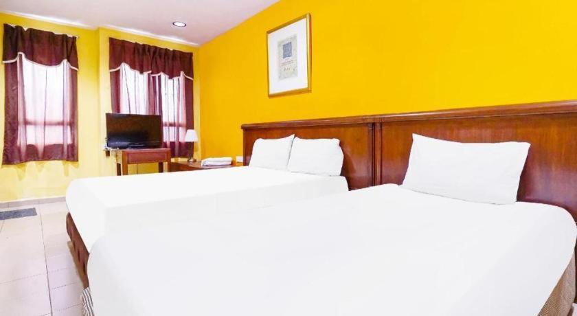 Oyo 90486 New Station Hotel Κλάνγκ Εξωτερικό φωτογραφία
